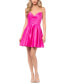 Фото #1 товара Women's Pleated Strapless Mini Dress