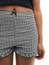 Фото #5 товара Miss Selfridge micro shorts in gingham