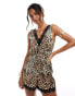 Miss Selfridge satin lace trim tie front playsuit in animal print Tieraufdruck, 32 - фото #2