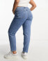 Фото #2 товара Mango Curve high waisted mom jeans in mid blue