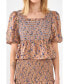 ფოტო #1 პროდუქტის Women's Floral Smocked Detail Top