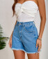 ფოტო #3 პროდუქტის Women's Frayed Denim Shorts