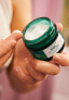 Фото #3 товара The Body Shop Edelweiss Smoothing Day Cream Разглаживающий антиоксидантный дневной крем
