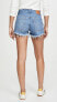 Фото #2 товара Шорты Levi's 501 Premium 282761 женские, Athens Mid Short, размер 34, цвет средне-синий