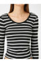 Фото #13 товара Футболка Koton Striped U Neck