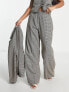 Фото #1 товара Vero Moda tailored houndstooth wide leg trouser co-ord in neutral check