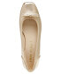 Фото #4 товара Women's Wales Ballet Wedge Pumps