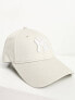 New Era 9forty NY Yankees cap in beige