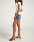 ფოტო #7 პროდუქტის Women's Suki Mid Rise Curvy Fit Shorts