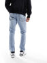 Фото #5 товара Jack & Jones Essentials Chris relaxed fit jean with abrasion in light wash blue