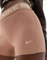 Nike Training Pro 365 3 inch leakproof legging shorts in light brown Коричневый, M - фото #5