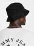 Фото #3 товара Tommy Jeans split bucket hat in black