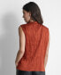 ფოტო #3 პროდუქტის Women's Sleeveless Button-Front Pleated Top