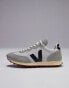 Фото #2 товара VEJA Rio Branco suede trainer in light grey black alveomesh