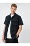 Фото #2 товара Рубашка мужская Koton Спортивная с карманом Stopper Classic Collar Short Sleeve