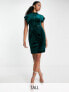Фото #1 товара Closet London Tall velvet mini dress in emerald