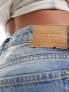 Фото #2 товара Weekday Arrow low waist regular fit straight leg jeans in tuned jackpot blue