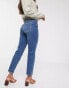 Vero Moda – Jeans aus Baumwolle mit geradem Bein in Mittelblau - MBLUE