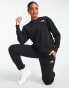 Фото #8 товара The North Face Essential oversized sweatshirt in black Exclusive at ASOS