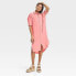 Фото #2 товара Women's 3/4 Sleeve Midi Shirtdress - Universal Thread Coral Pink L