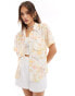 Miss Selfridge linen look resort shirt in postcard print Postkartendruck, 32 - фото #1