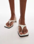 Topshop Indy toe post mid heeled sandals in off white croc Kroko-Effekt, gebrochenes Weiß, 41 - фото #2