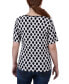 ფოტო #2 პროდუქტის Petite Short Sleeve with Ring Details Top