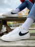 Фото #1 товара Nike Blazer Low '77 Vintage in white/black