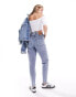 Фото #4 товара Levi's High waisted mom jean in light blue wash