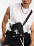 New Era MLB NY unisex flight bag in black