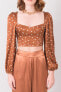 Фото #14 товара Женская укороченная блузка с длинным объемным рукавом и геометричным вырезом Factory Price