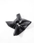 Фото #4 товара & Other Stories oversized faux leather square scrunchie in black