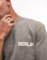 Фото #2 товара Topman oversized fit t-shirt with distressed Berlin print in washed khaki