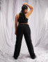 Фото #4 товара ASOS DESIGN Curve mid rise '90's' straight leg jeans in black