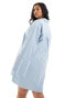 Фото #4 товара ASOS DESIGN Curve oversized shirt dress with double pocket detail in blue stripe