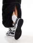 Nike Dunk Low womens trainers in white and black - WHITE