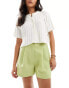 Фото #5 товара ASOS DESIGN high waisted tailored crepe short in light green