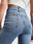 Фото #4 товара ASOS DESIGN easy straight jeans in mid blue