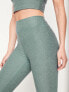 Фото #4 товара Extra High-Waisted Cloud+ Crop Leggings