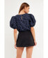 Фото #3 товара Women's Texture Fabric Top w/ Puff Short Sleeve