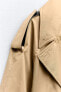 Short contrast trench coat