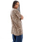 Фото #2 товара ASOS DESIGN oversized t-shirt in leopard print