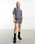 Фото #3 товара Reclaimed Vintage logo cropped tee in charcoal