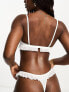 Фото #2 товара Lindex Ivy lace thong with frill detail in white