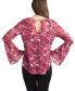 Фото #2 товара Juniors' Twisted Keyhole Floral Bell-Sleeve Top