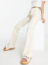 Фото #4 товара Stradivarius Petite slim flare jean with split detail in ecru