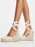 Фото #1 товара schuh Venus closed toe wedge espadrilles in natural