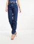 Фото #4 товара Calvin Klein Jeans mom jeans in mid wash