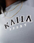 Фото #3 товара Kaiia – T-Shirt in Dunkelgrau mit Logo und figurbetontem, knappem Schnitt