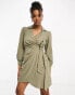 Miss Selfridge poplin wrap shirt dress in khaki Зеленый, 34 - фото #1